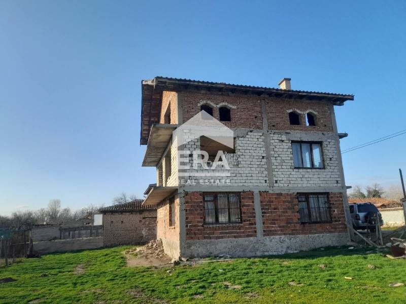 Продава се Къща в с. Щърково, Област Пазарджик - 219 кв.м за 117 €/кв.м - Снимка #2