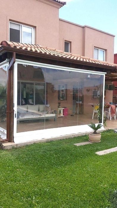 Ветроупорни завеси, навеси, покривала