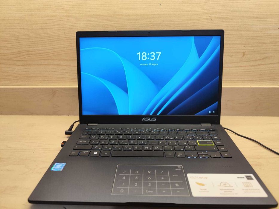 Ноутбук vivobook asus laptop