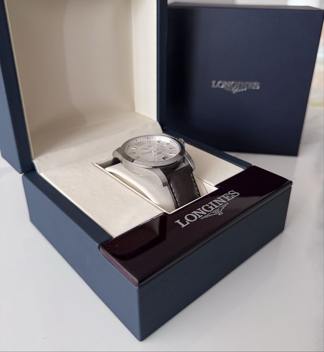 Часы Longines Conquest