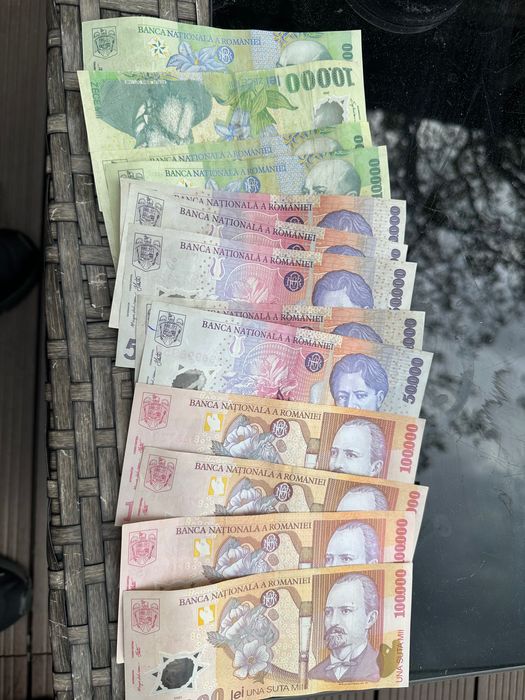 Bacnote vechi in stare foarte bună