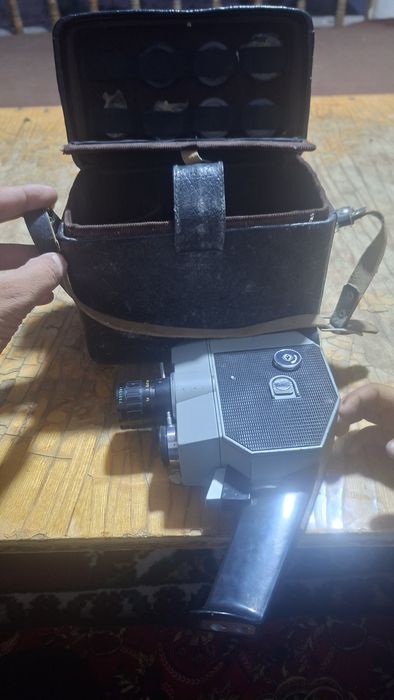 Vidyo kamera aparati.