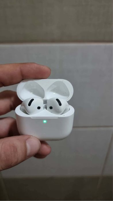 Airpods Apple 4