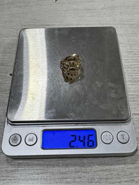 Златен пръстен 14 к 585 /2,46 гр.