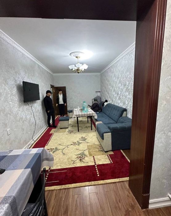 Аренда Юнусобод 12 11дом Туркистон метр дол 6та йигитга йоки 6та кизга