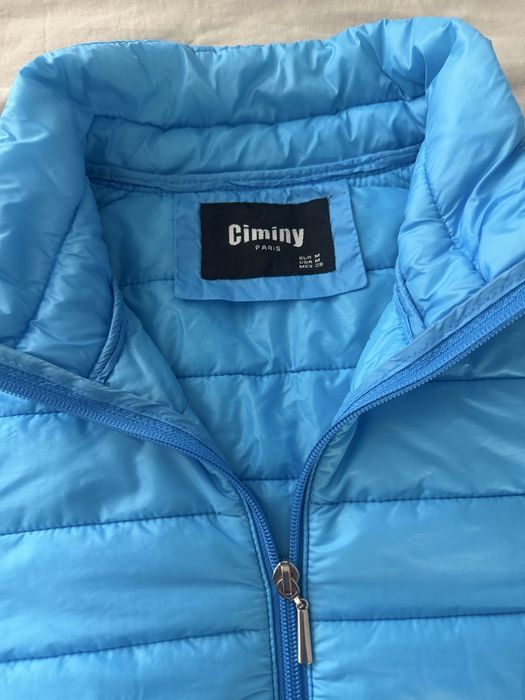 Светло синьо пролетно яке