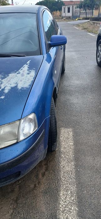 Vand pasat b5.5 cu toate actele in regulq