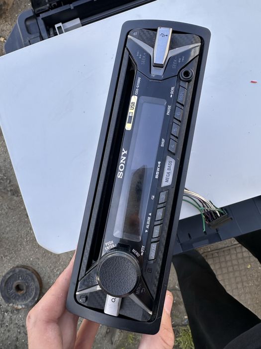 Vand casetofon Sony Model CDX-g1100U 55x4