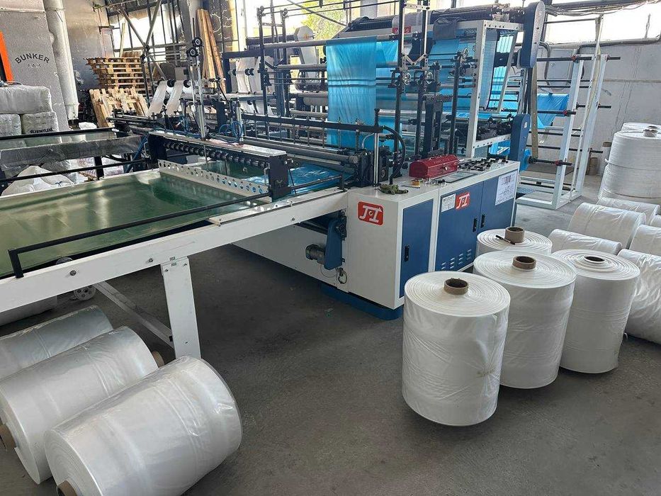 полиэтилен пакет ва плёнка ишлаб чикарамиз.печат килиши хизмати мавжуд