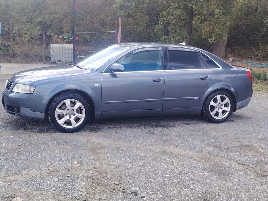 Audi a4. ...schimb cu auto 7 locuri ofer dif