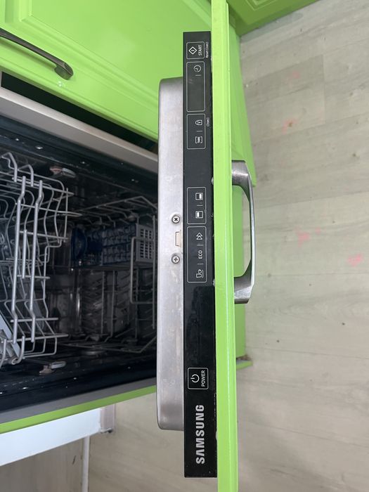 Посудомоечная машина