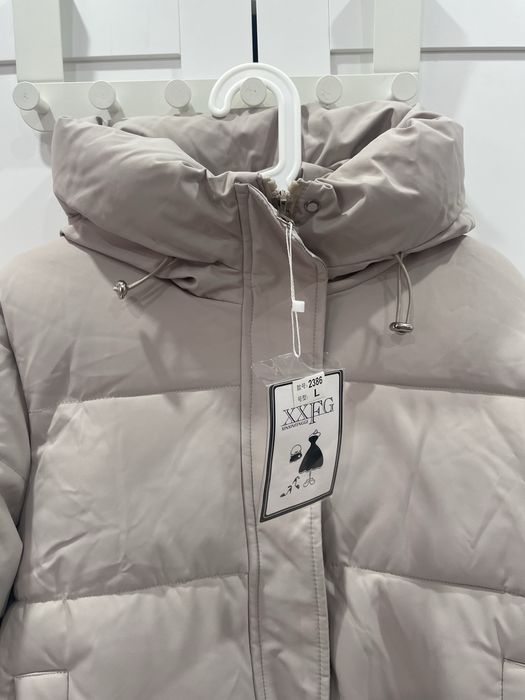 Куртка новая 10000