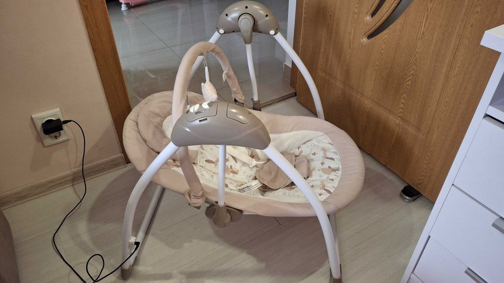 Vând Leagăn Electric Wunderkid, stare perfecta