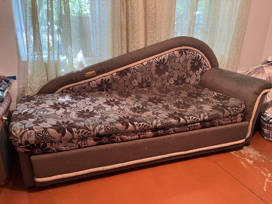 Срочно продам диваны