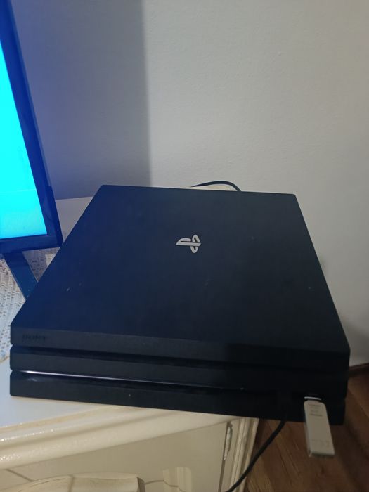 PlayStation 4 Pro modat