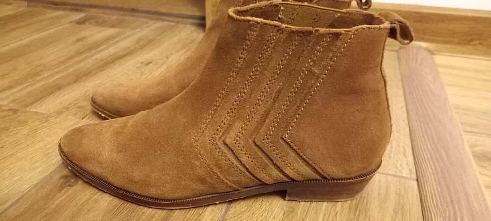 Botine piele intoarsa 38