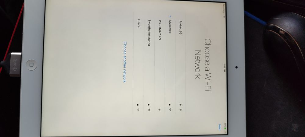 Продам iPad  пороль забыли