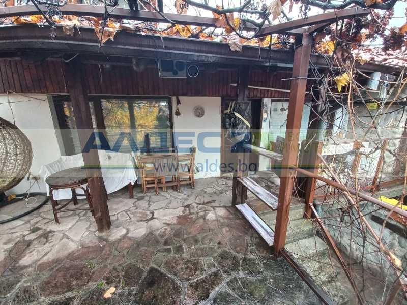 Обзаведена, автентична къща в центъра на гр. Банско!