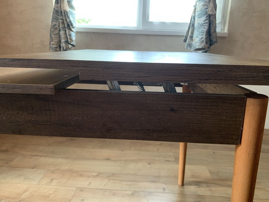 Трапезна маса разтегателна