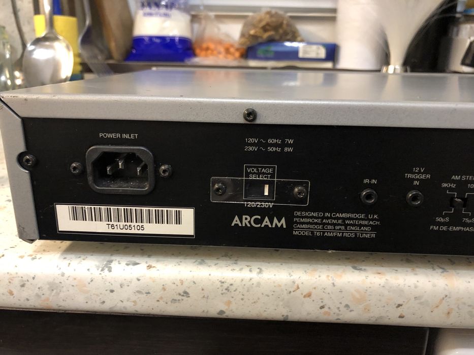 Arcam T-61 качествен тунер