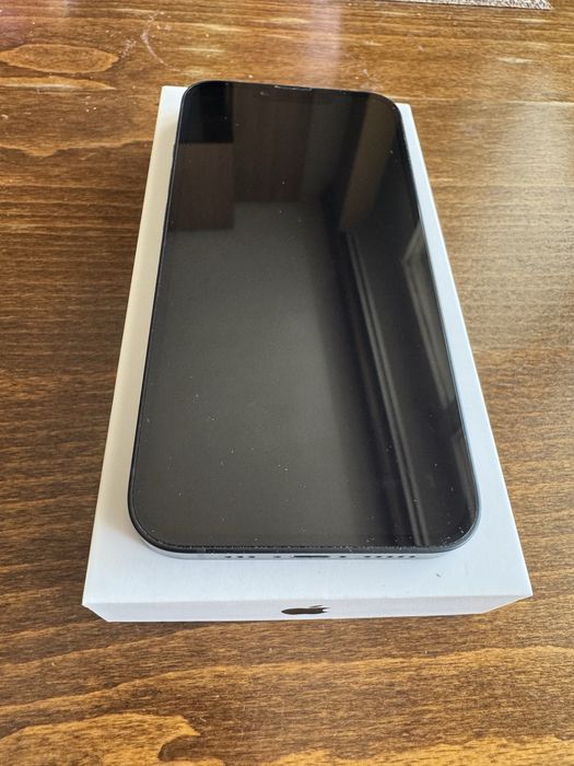 iPhone 13 128 GB Midnight