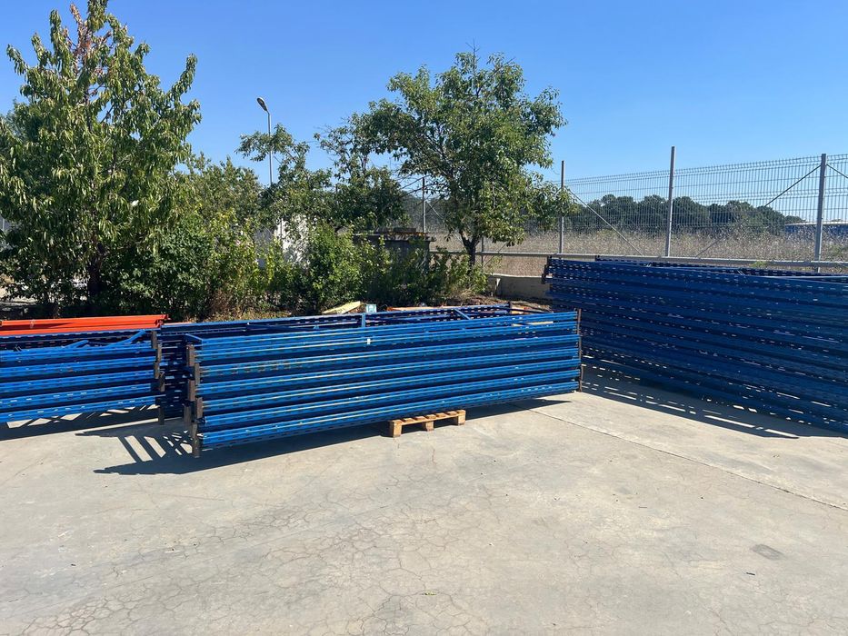 Rafturi profesionale diferite