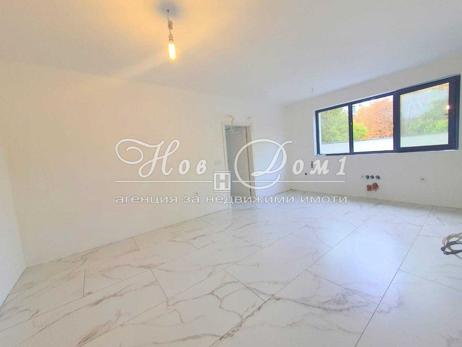 Продава се Двустаен апартамент в Варна, Чайка - 58 кв.м за 2526 €/кв.м - Снимка #1