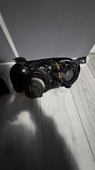 Vând faruri golf 3 tyc