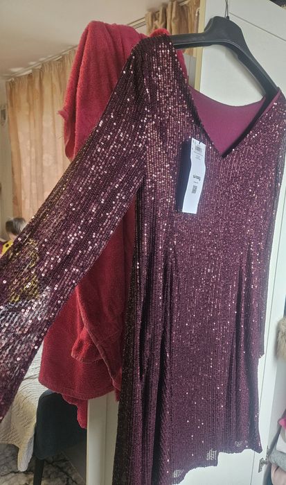 Официална рокля..