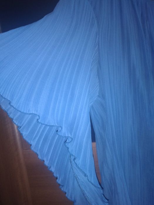 Продам платья бу одевала 1 раз.