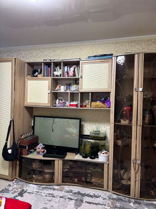 Продам стенку для гостиной