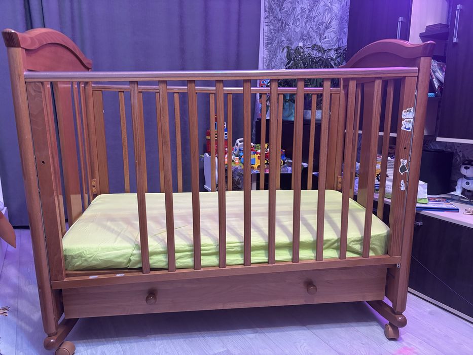 Продам детскую кровать