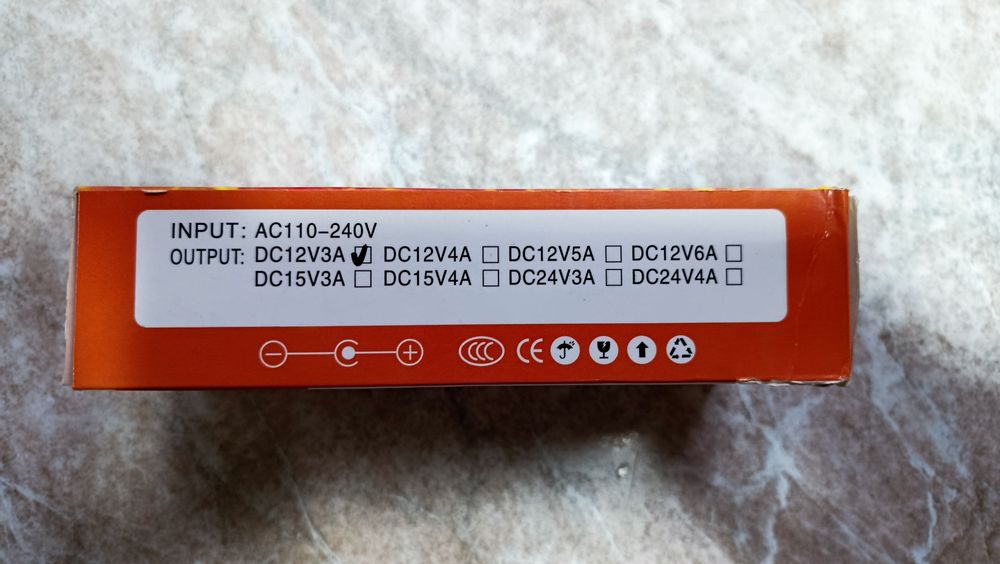 Продам блоки  питания  вход 220 в- выход 12в - 33,3-41,6-25-16-5- 3 ам