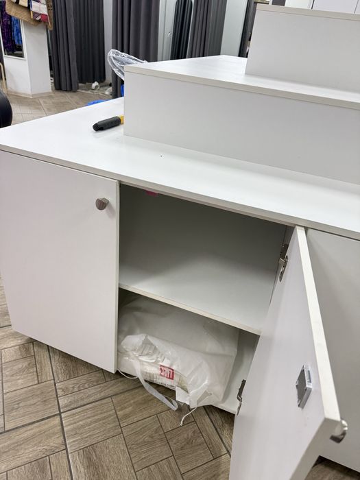 Продам шкаф , использовали в магазине