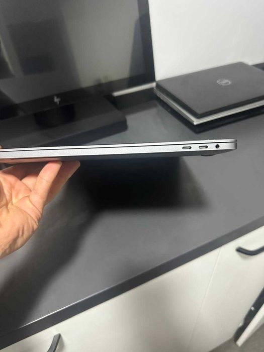 Laptop Apple MacBook Pro A2141 EMC 3347 16" i7 32Gb 512gb SSD Touchbar