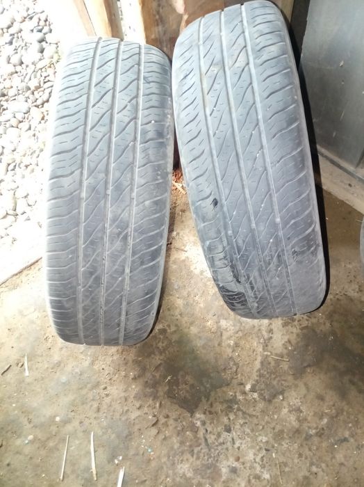 Продаётся Б/У Шины летние