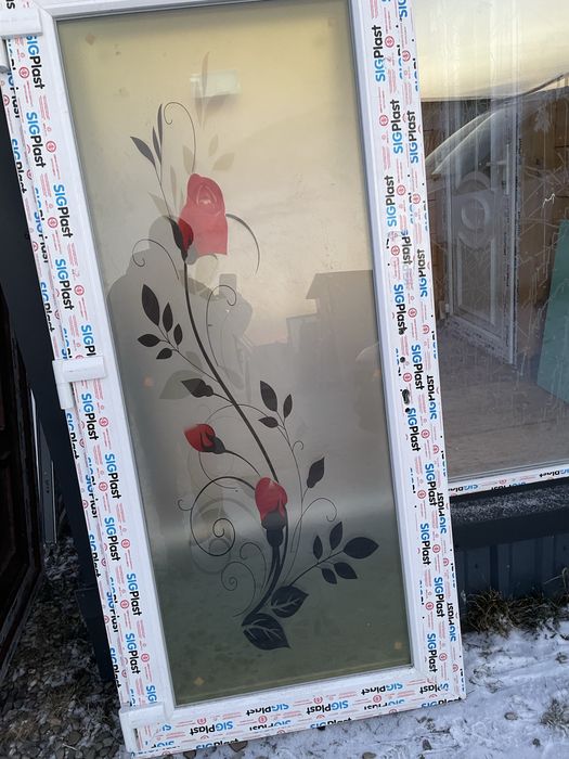 Uși și geamuri de termopan