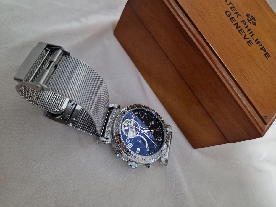 Продам Мужской часы новый