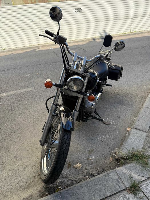 Vând Honda Shadow 750, an 2008, 13200 km, estetic si tehnic impecabil
