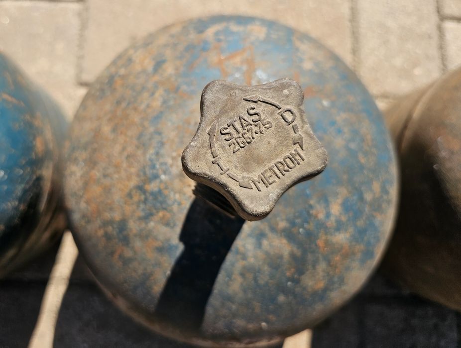 Vând 3 Butelii Camping, 5 Litri, În Stare Foarte Bună