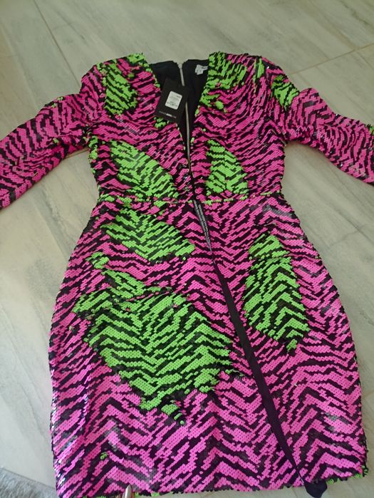 Супер ефектна дамска рокля с пайети