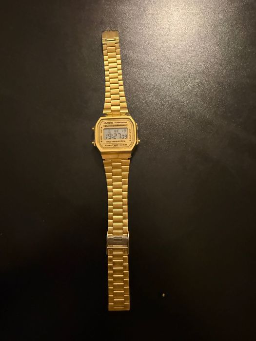 2 броя часовници Casio – G-Shock + Vintage (изгодн