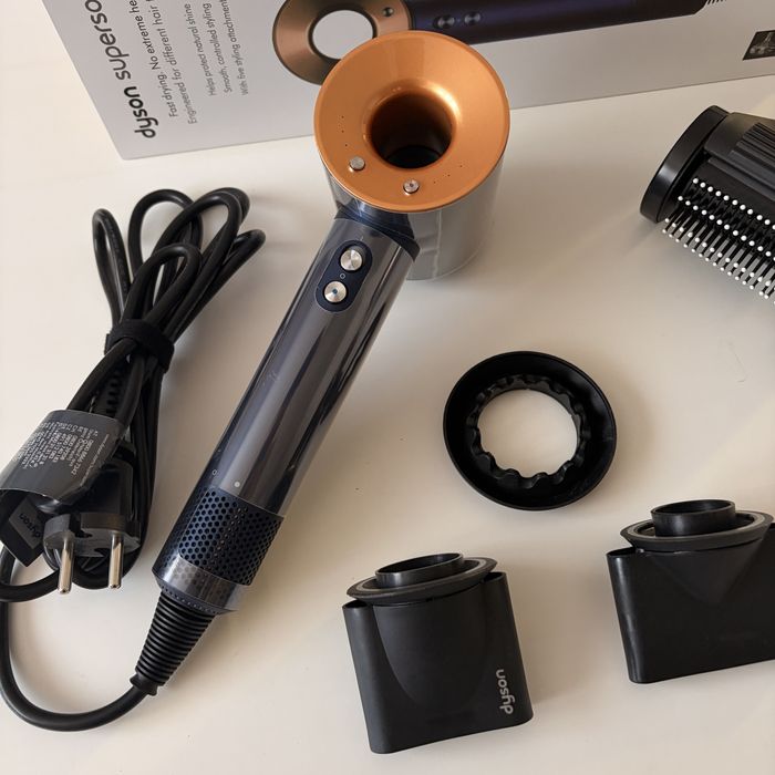 Uscator de par dyson supersonic