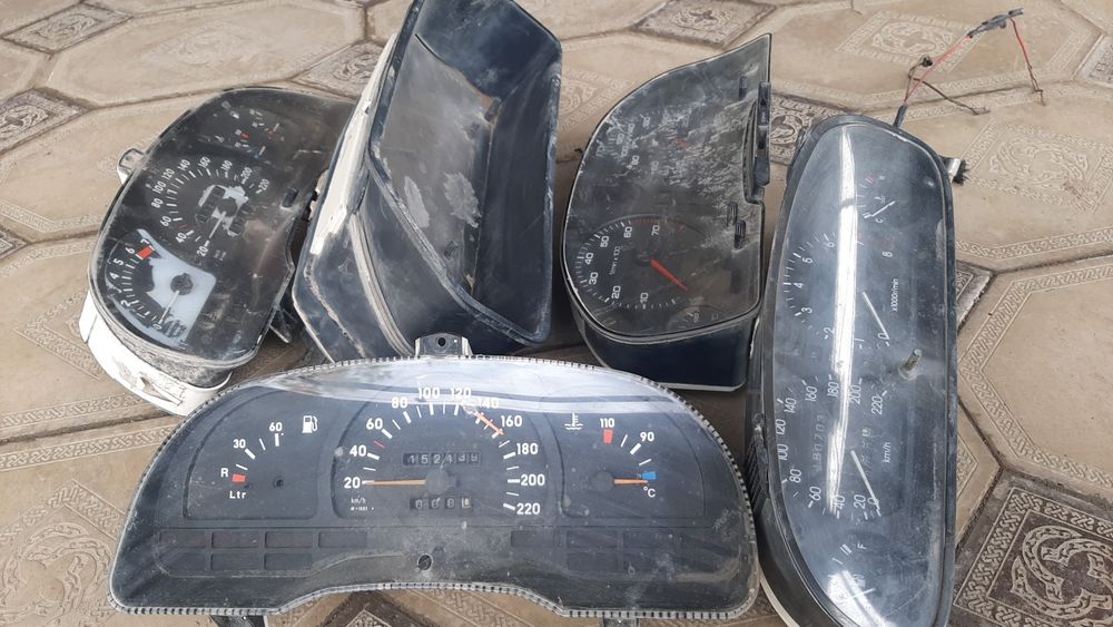 Щиток приборов разные продам