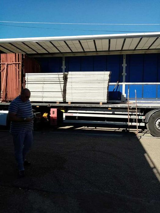 Продавам оригинално бързо сглобяемо италианско рамково скеле