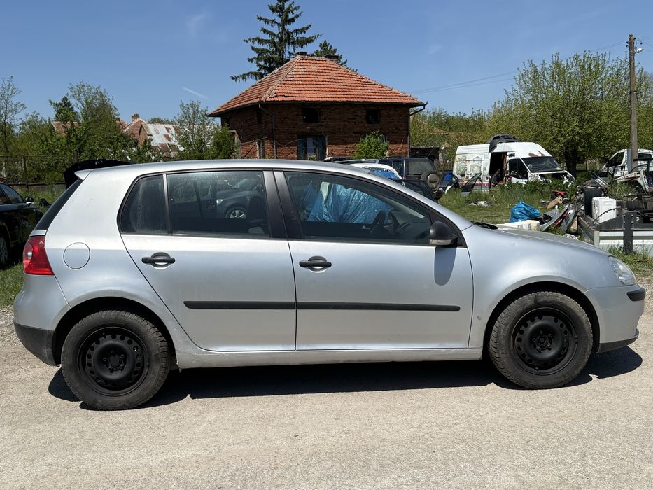 Golf V 1.9 TDI На части