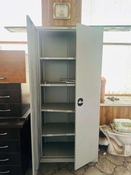 Металический шкаф