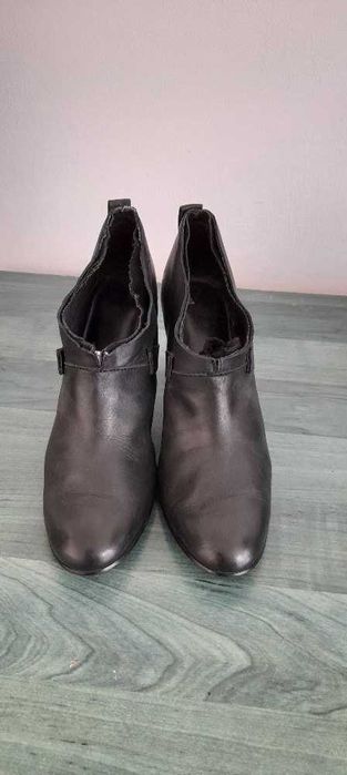 Pantofi de piele de dama marimea 40, 38, 37