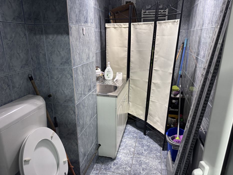 Inchiriez spatiu comercial/vanzare