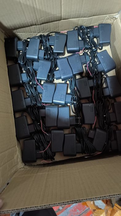 Продам Блок питания 5v -08A